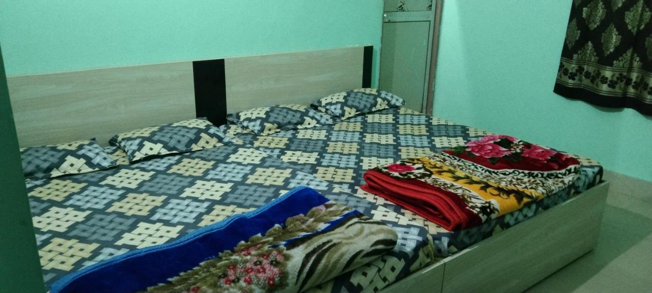 New Milan Palace, Deoghar Chambre photo