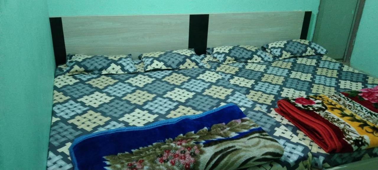 New Milan Palace, Deoghar Extérieur photo